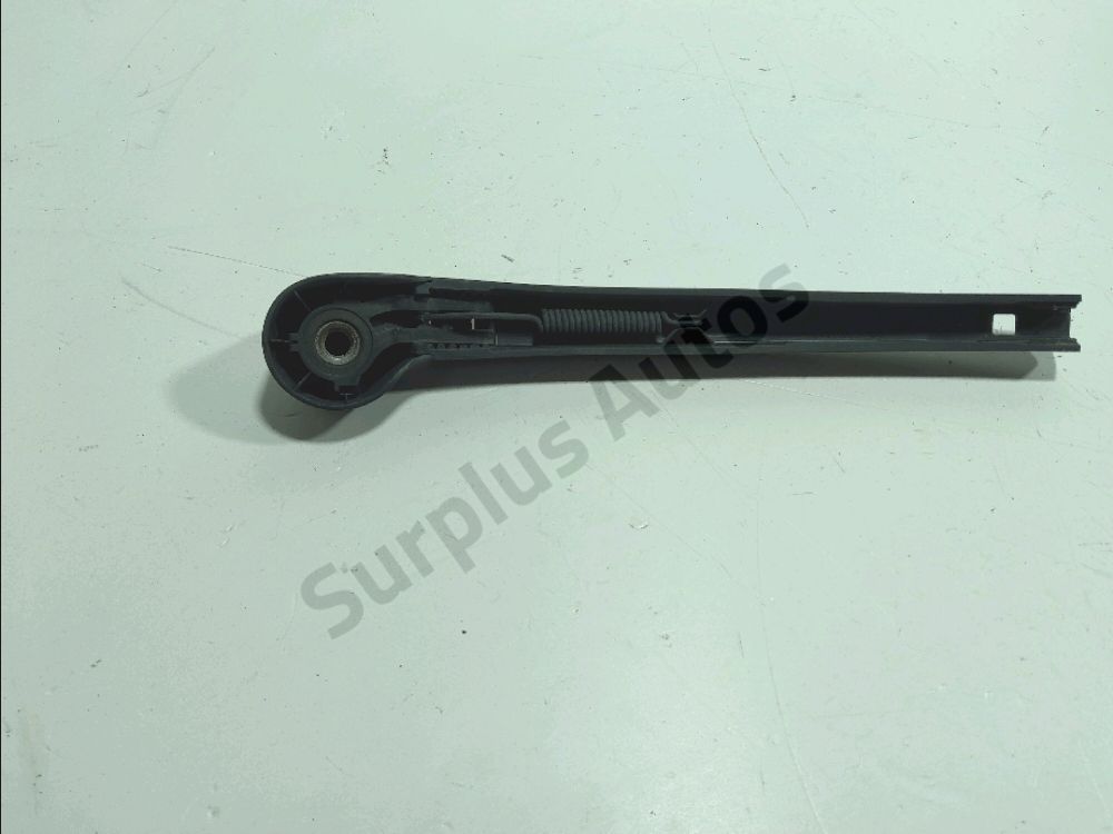 Bras d'essuie-glace arrière