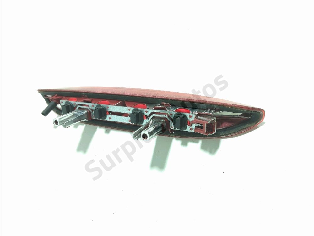 Feu stop supplémentaire