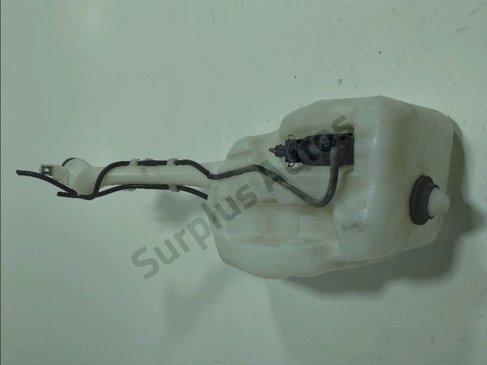 Réservoir de lave glace avant