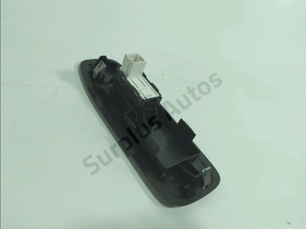 Commande lève-vitre avant droit