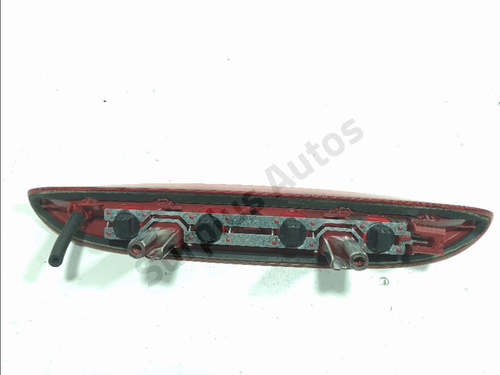 Feu stop supplémentaire