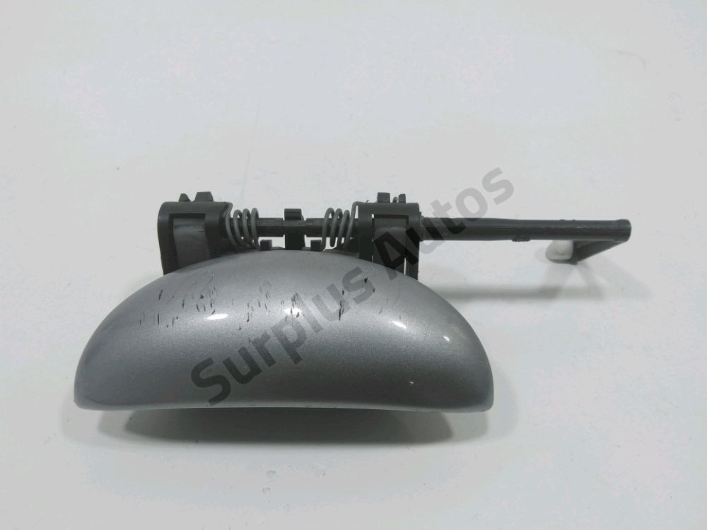 Poignée extérieure avant gauche