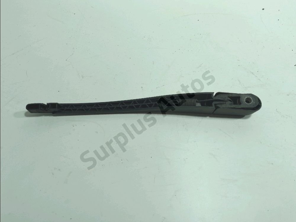 Bras d'essuie-glace arrière