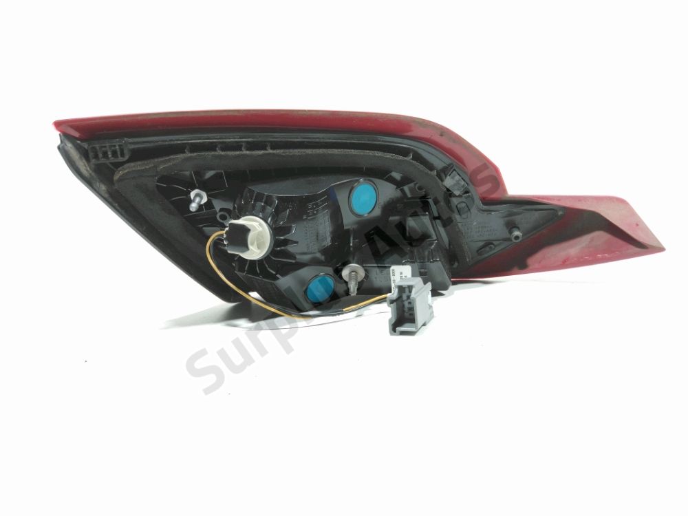 Feu arrière intérieur droit