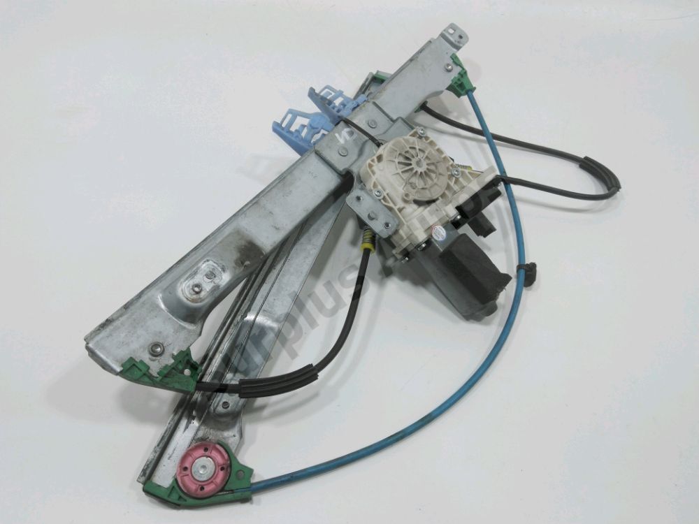 Leve-vitre electrique avant droit