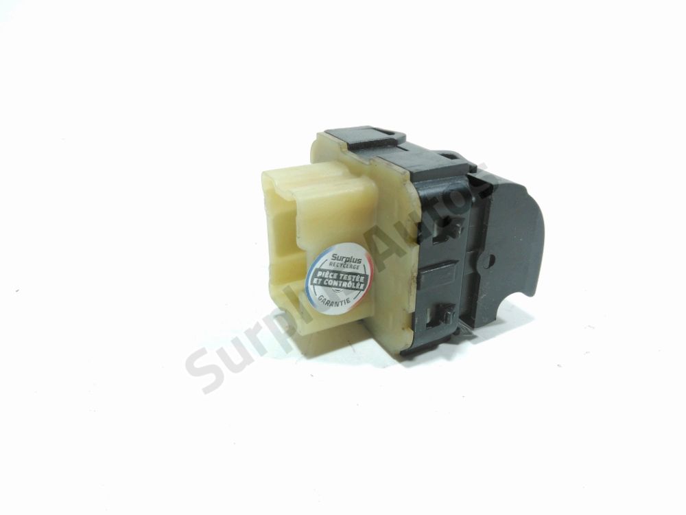 Commande lève-vitre avant gauche