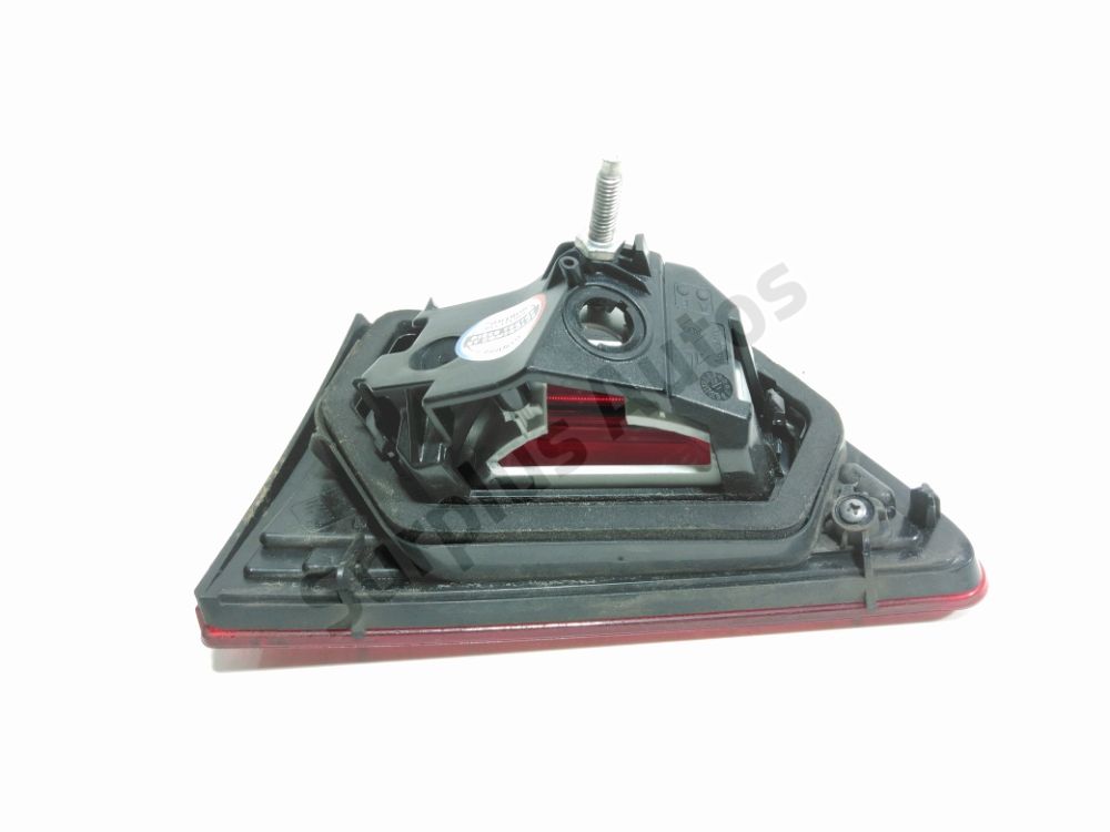 Feu arrière intérieur gauche