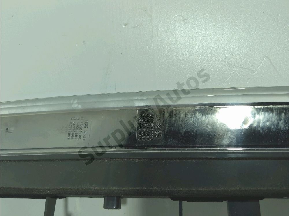 Feu stop supplémentaire