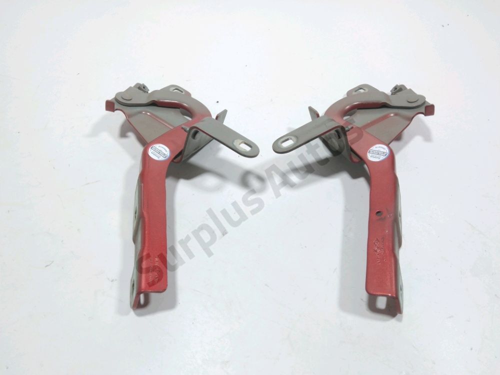 Jeu de charnières de capot