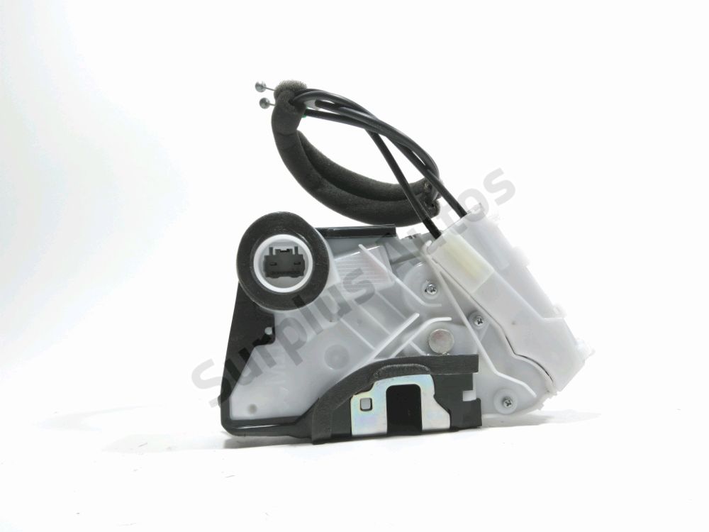 Serrure de porte avant gauche