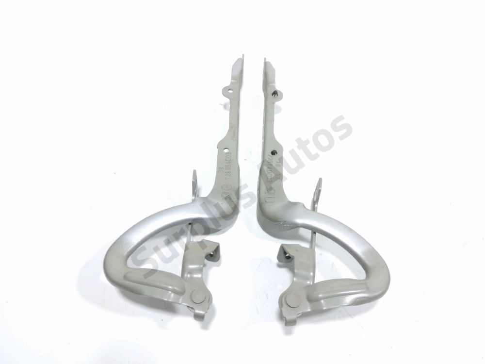 Jeu de charnières de capot