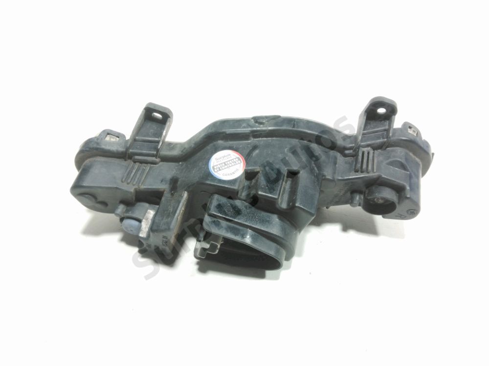 Feu diurne avant droit