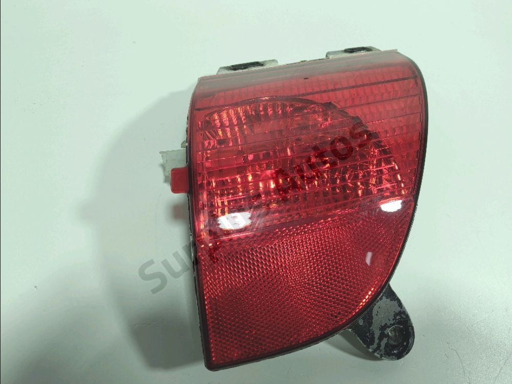 Feu de brouillard arrière gauche