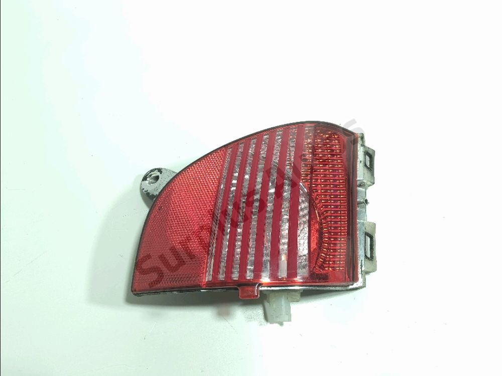 Feu de brouillard arrière droit