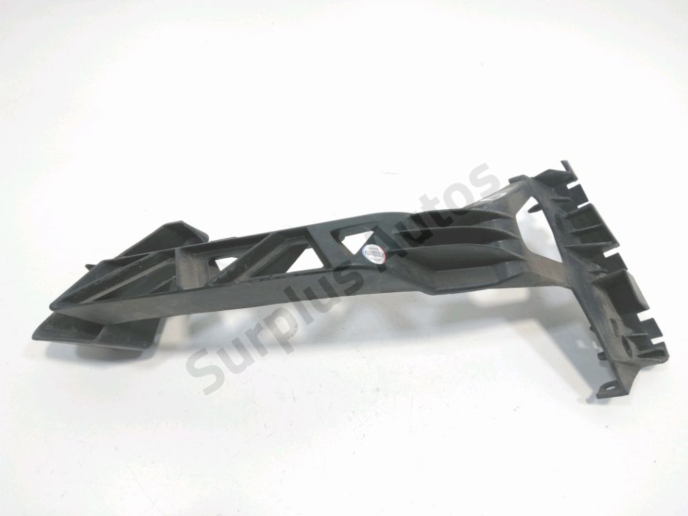 Support droit de pare-choc arrière