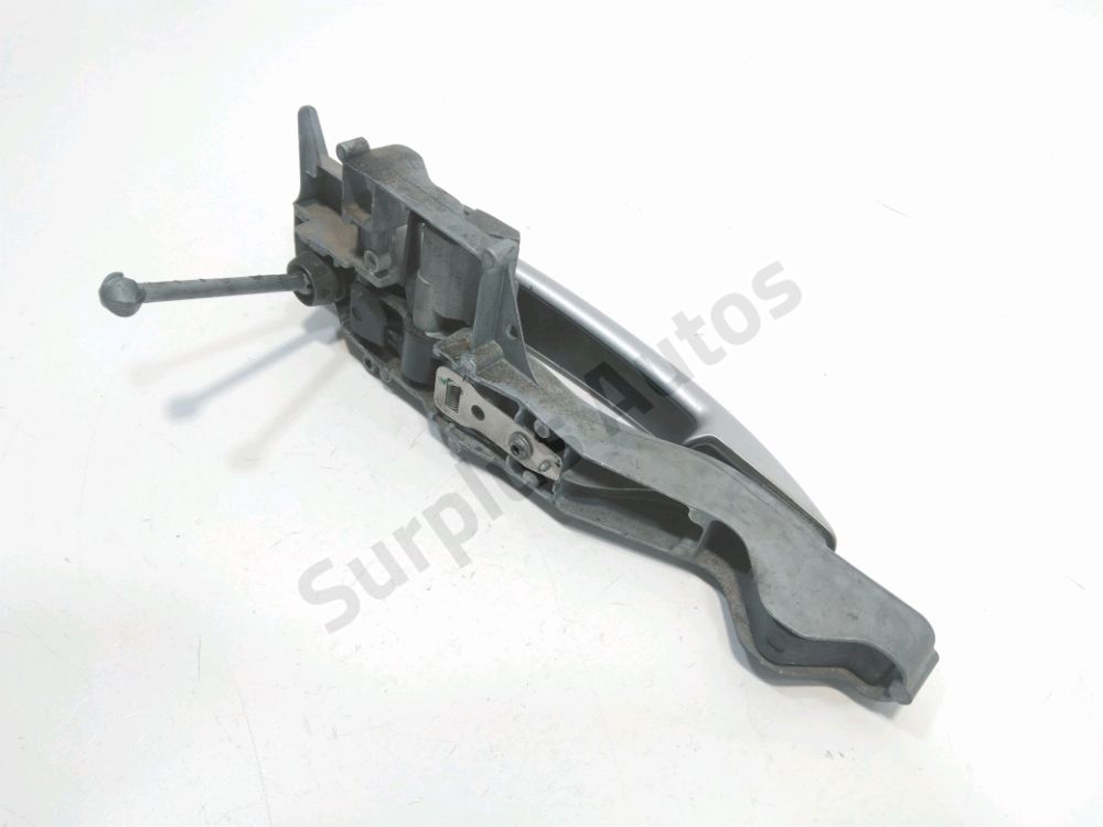 Poignée extérieure avant gauche