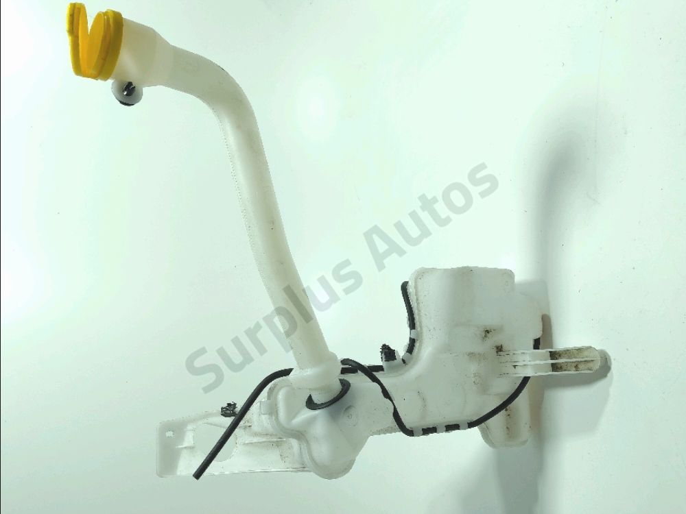 Réservoir de lave glace avant