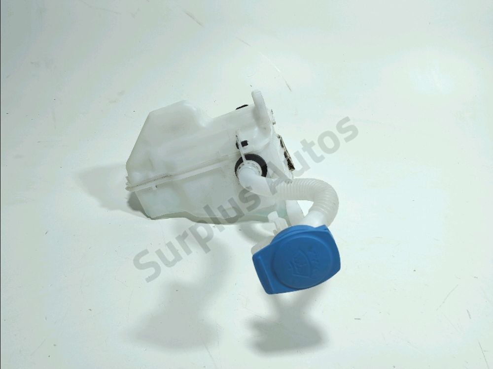 Réservoir de lave glace avant