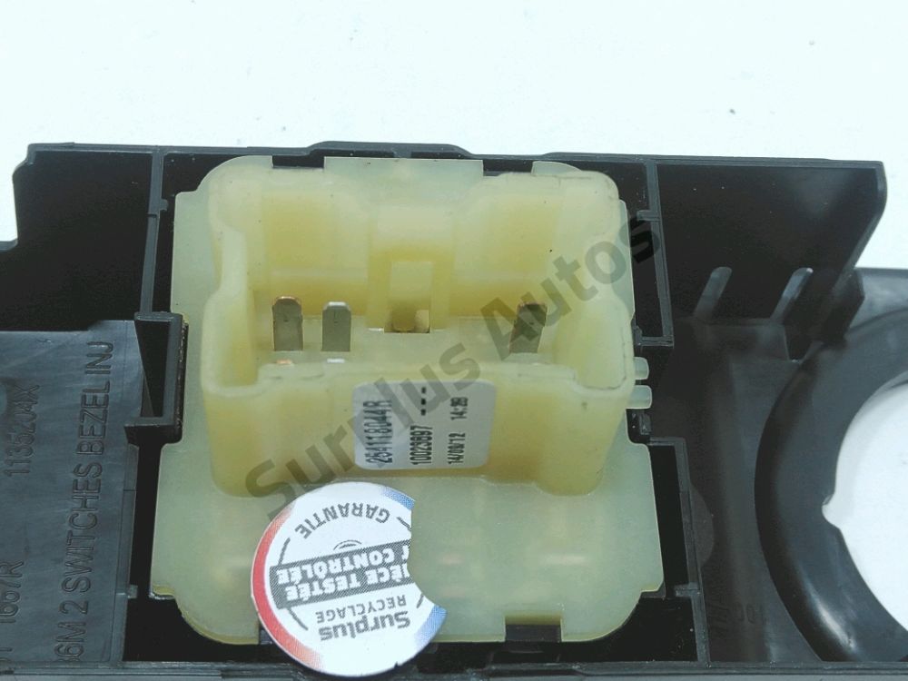 Commande lève-vitre avant gauche