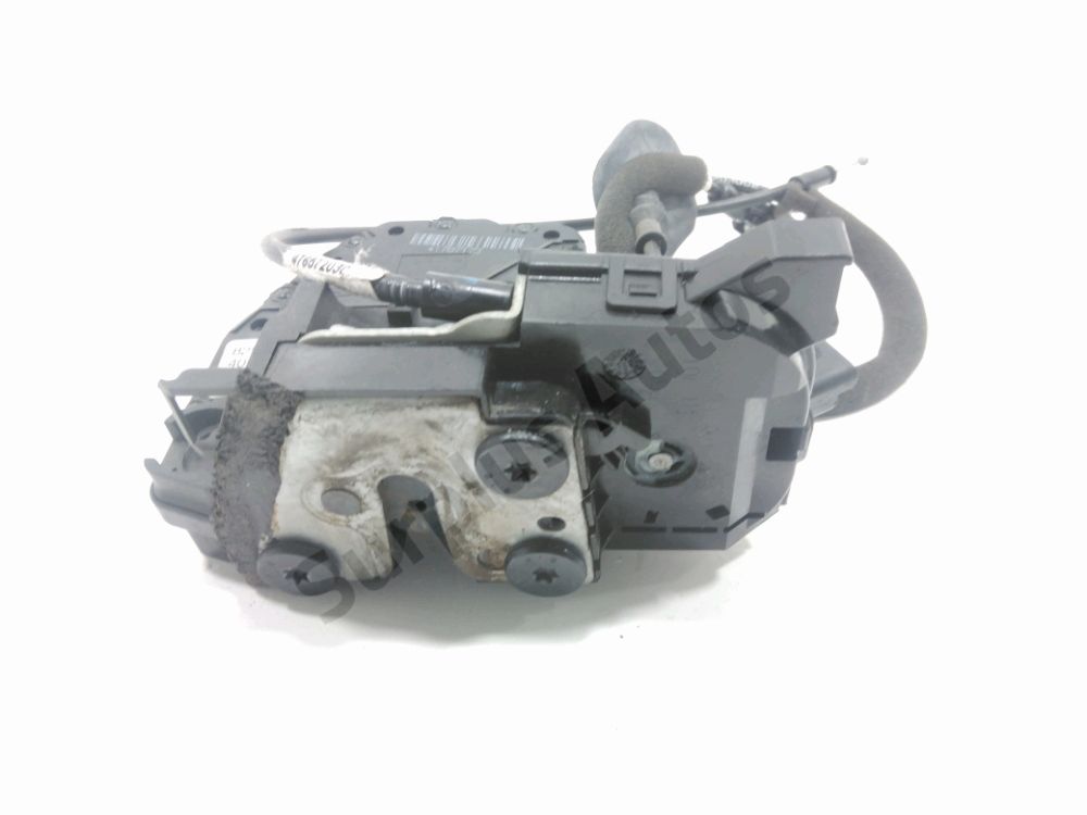 Serrure de porte arriere droite