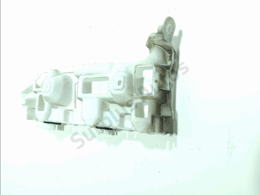 Support droit de pare-choc arrière