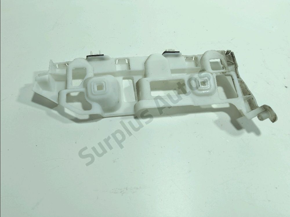 Support gauche de pare-choc arrière