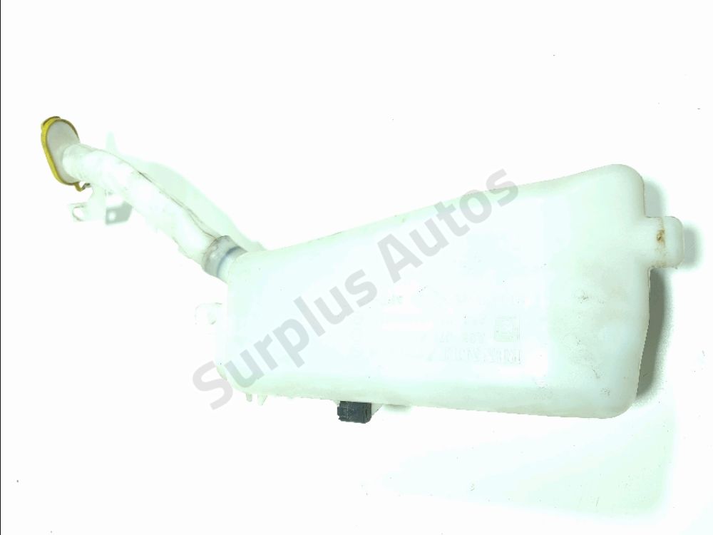 Réservoir de lave glace avant