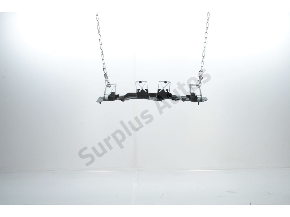 Support central de pare-choc arrière