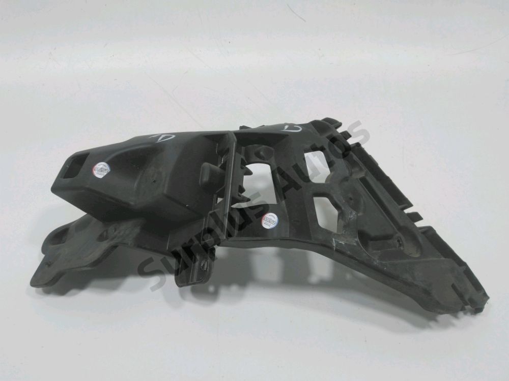 Support droit de pare-choc arrière