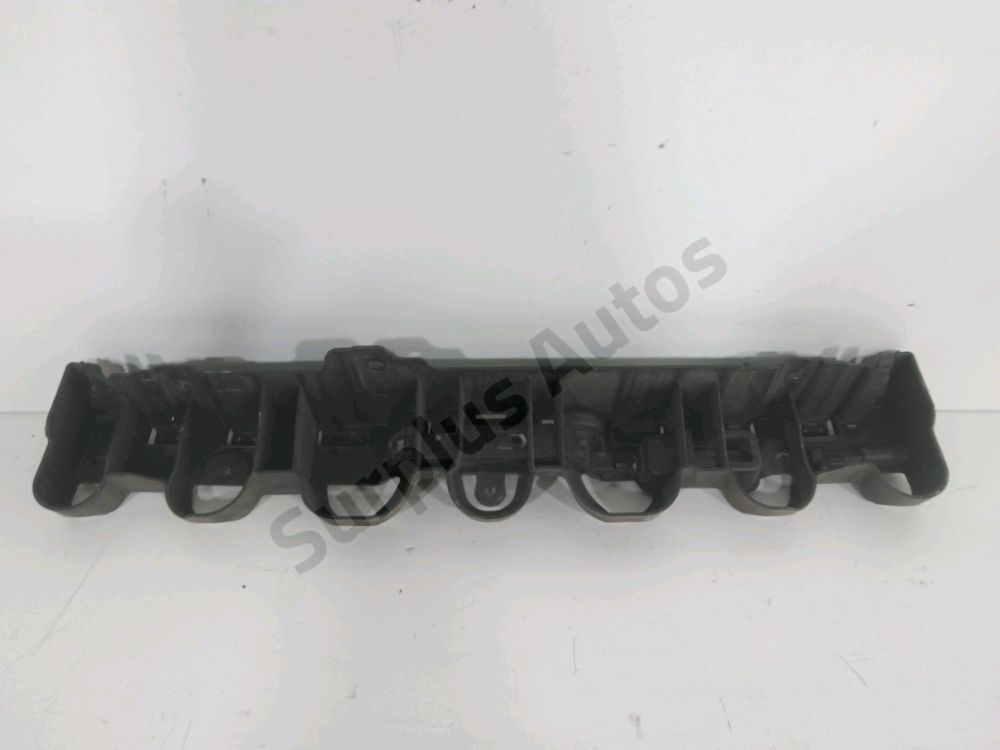 Support central de pare-choc arrière