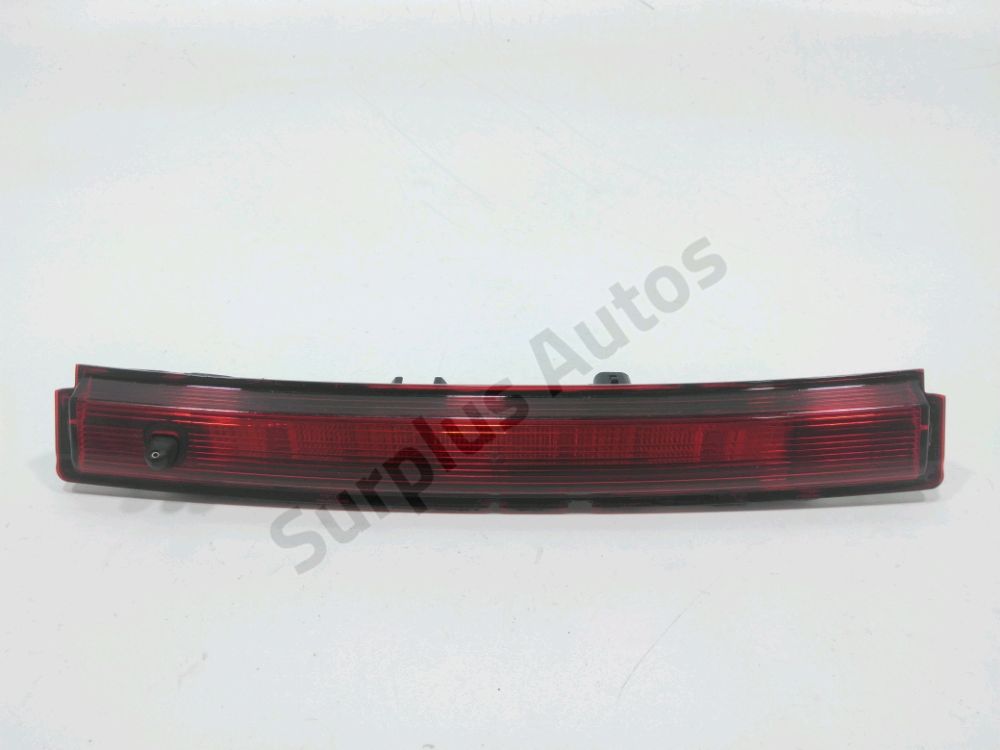 Feu stop supplémentaire