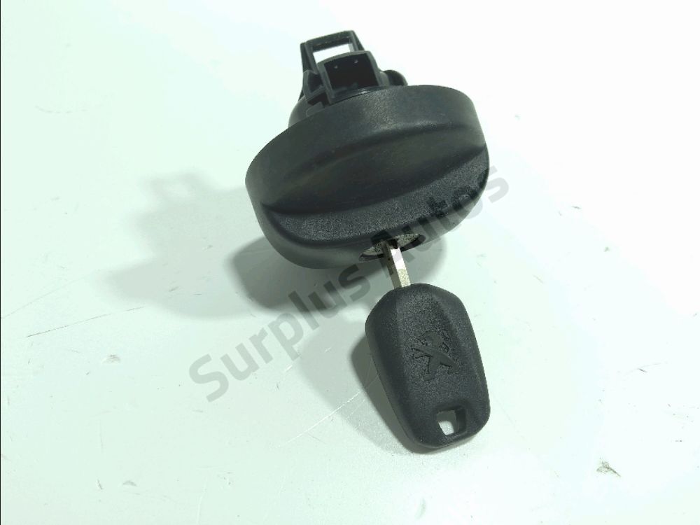 Bouchon de réservoir à carburant