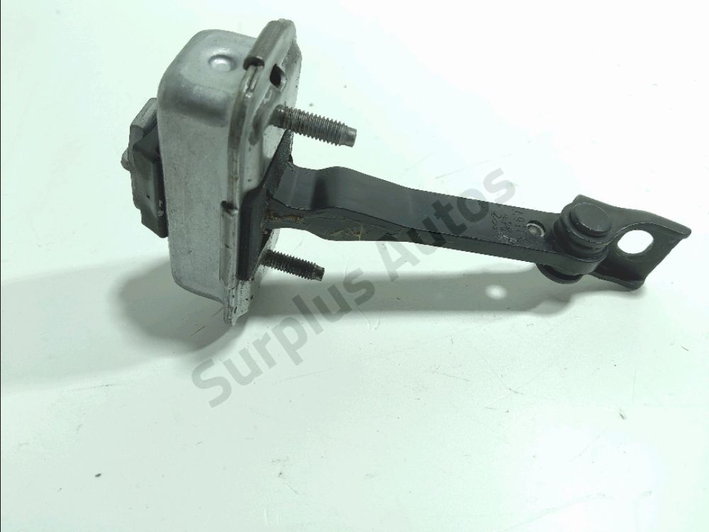 Tirant de porte avant droit