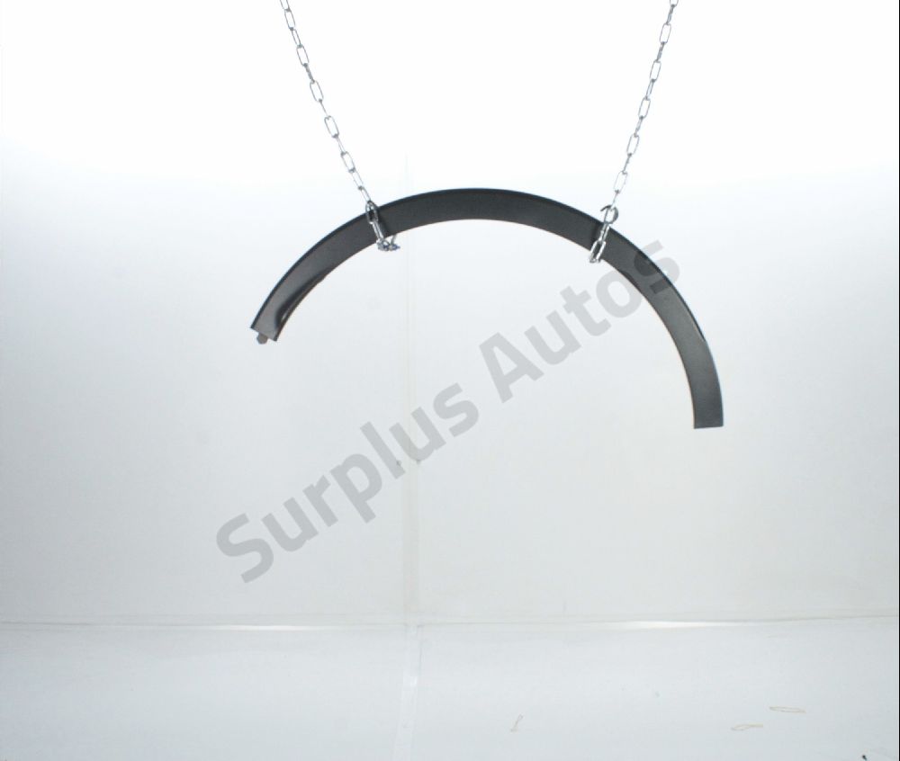 Elargisseur d'aile arrière droit