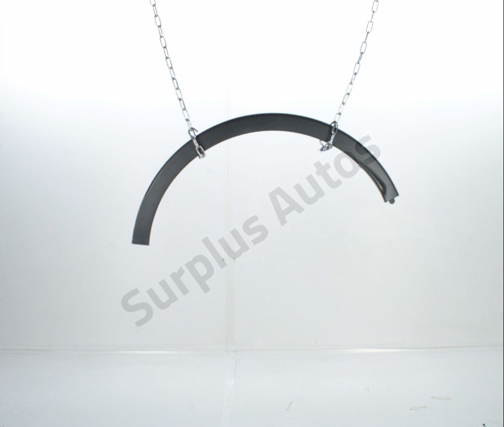 Elargisseur d'aile arrière gauche