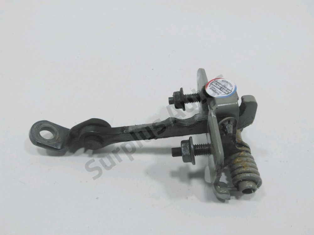 Tirant de porte avant droit