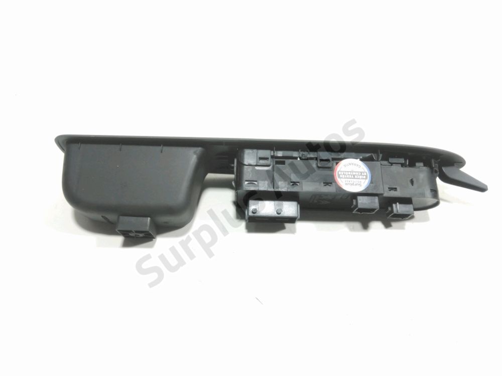 Commande lève-vitre avant gauche