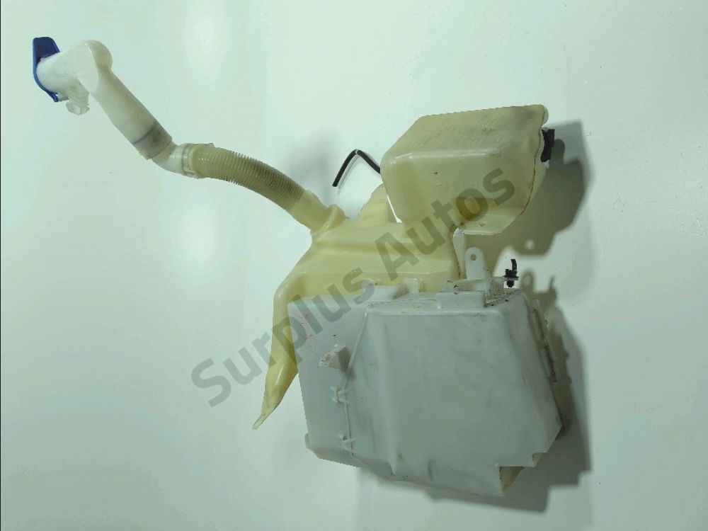 Reservoir de lave glace avant