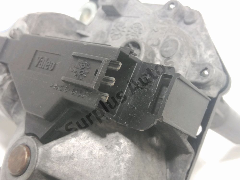 Moteur d'essuie glace arrière