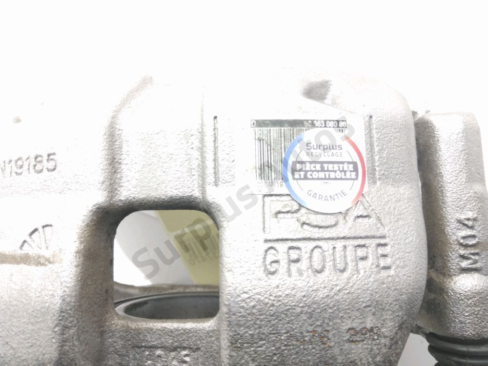 Etrier de frein avant droit