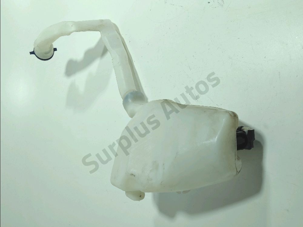 Réservoir de lave glace avant