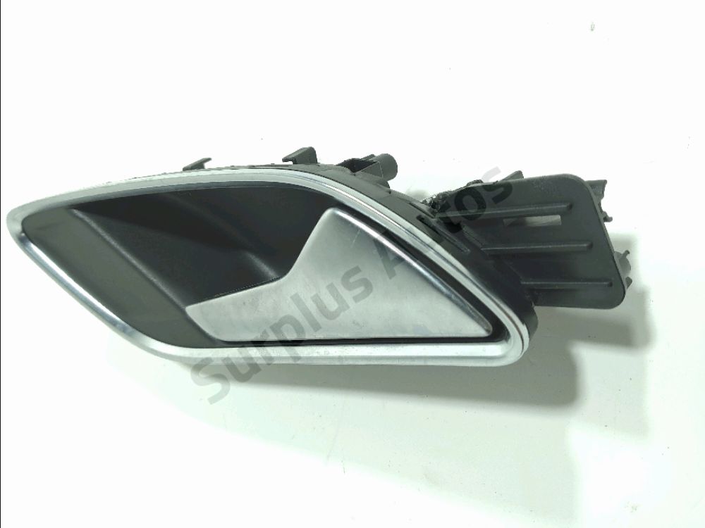 Poignée intérieure porte avant droite