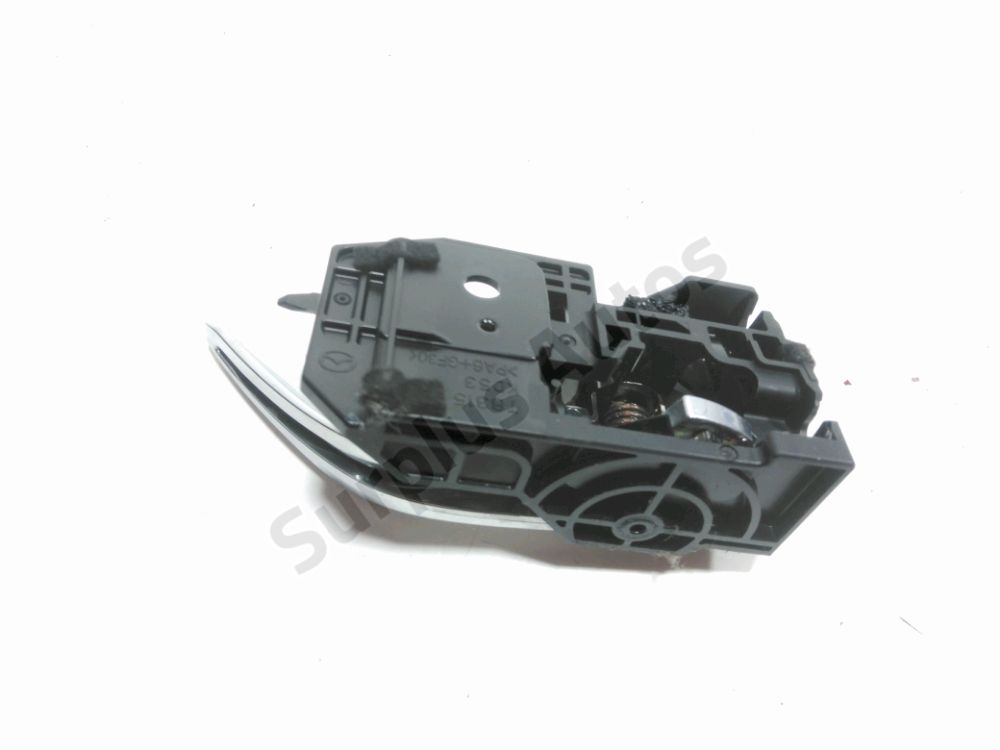 Poignée intérieure porte avant gauche