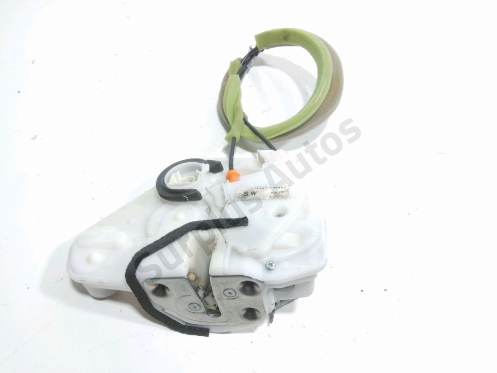 Serrure de porte avant gauche