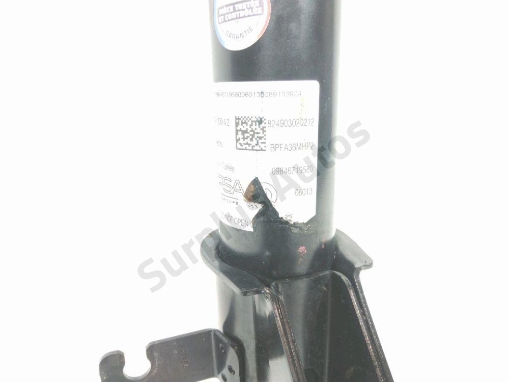 Amortisseur avant droit