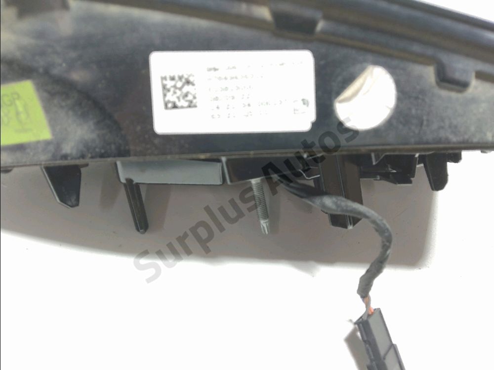 Feu arrière intérieur gauche