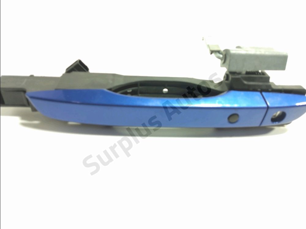 Poignée extérieure avant gauche