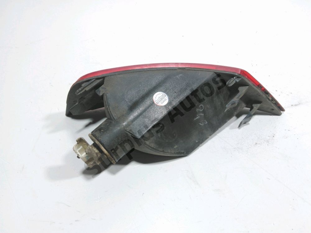 Feu de brouillard arrière gauche