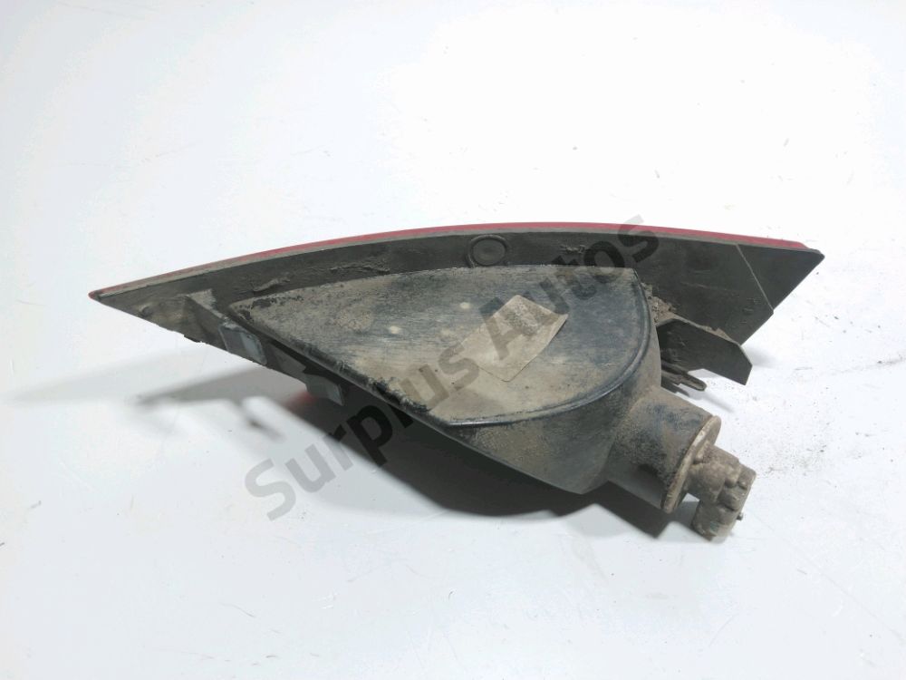 Feu de brouillard arrière gauche