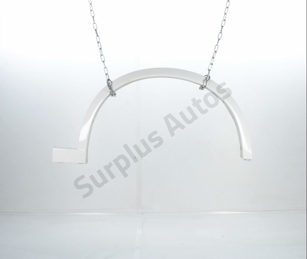 Elargisseur d'aile avant droite